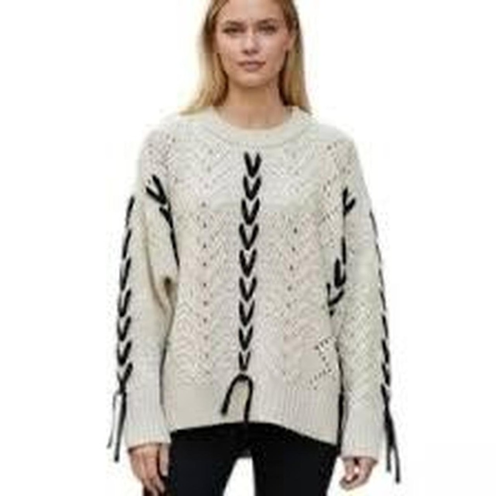Retrod Sweater Women's M Cream Black Cable Ribbed sweater‎ w/ braided details
